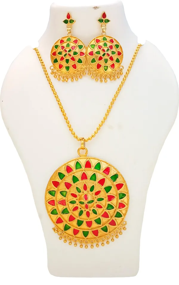 Assamese_Traditional_Red_Green_Japi_Jewellery_Set_For_Women